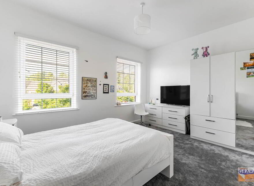 4 Holstein Crescent, Lisburn, BT28 2RS