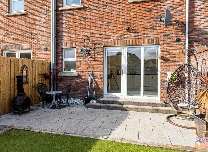 4 Holstein Crescent, Lisburn, BT28 2RS