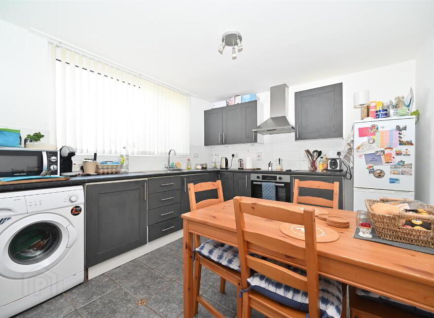 30 Killynether Gardens, Belfast, BT8 7FH
