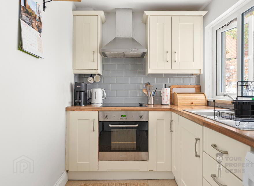 92 Tates Avenue, Belfast, BT9 7BZ