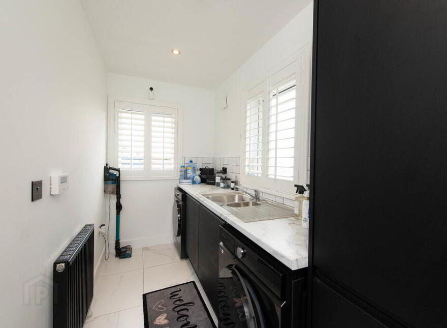 1 Spinners Gate, Newtownabbey, BT36 5RJ
