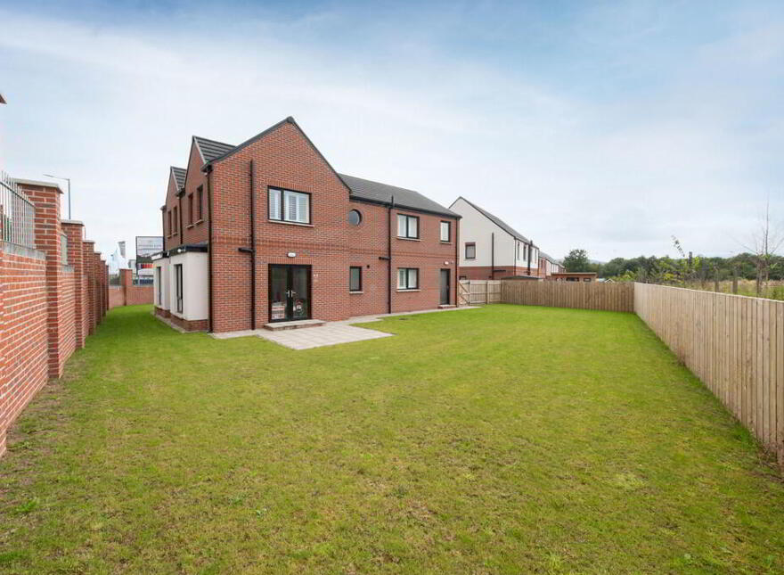 1 Spinners Gate, Newtownabbey, BT36 5RJ