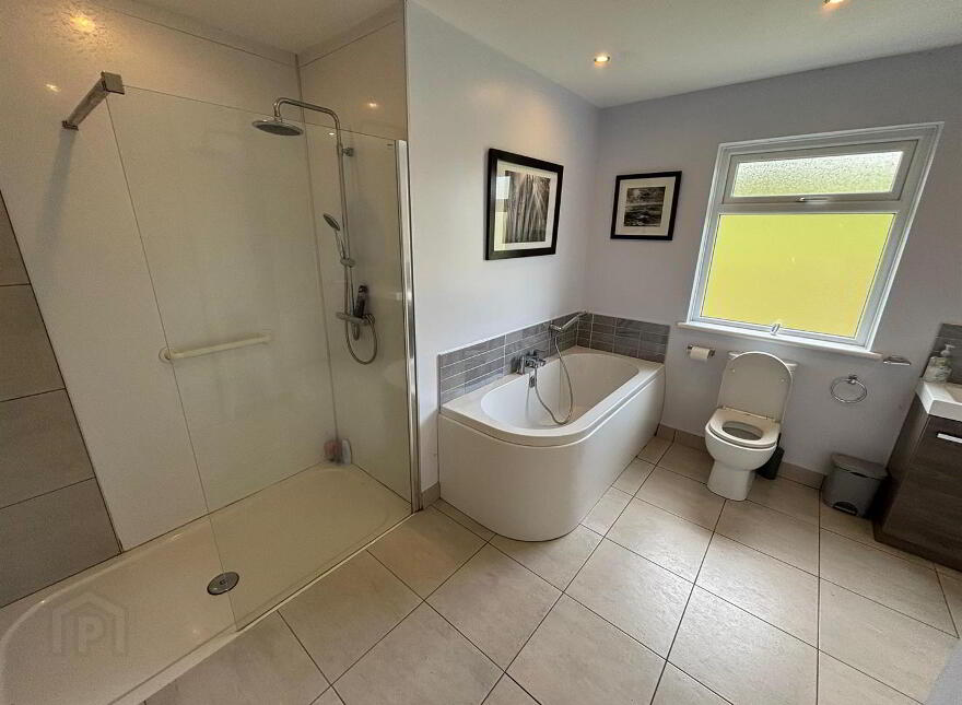 57 Drumgooland Road, Downpatrick, BT30 8QW