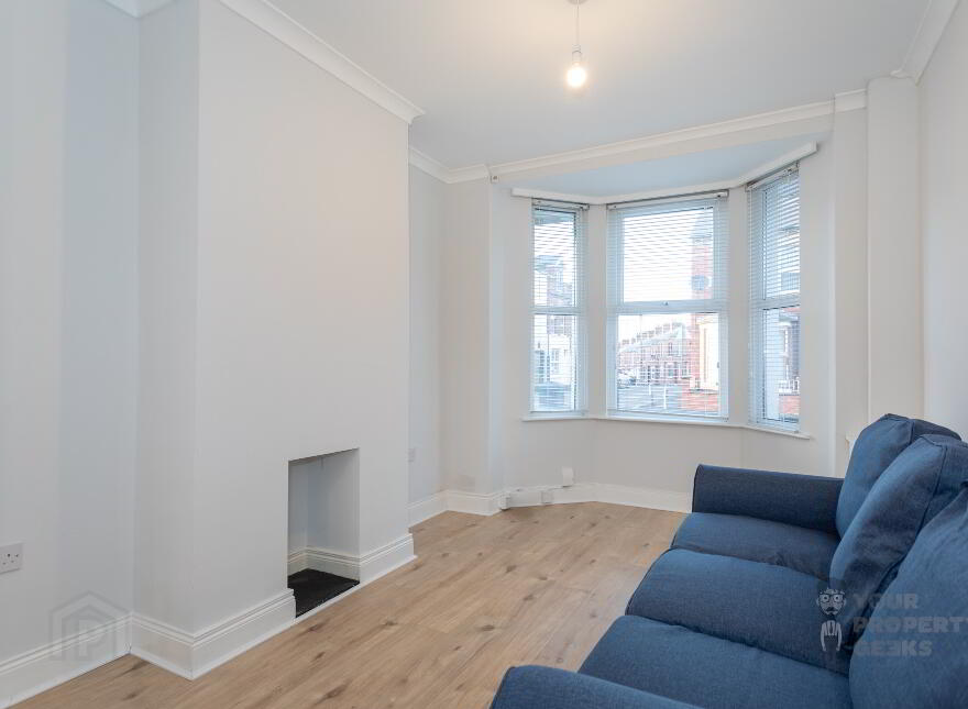 20 London Road, Belfast, BT6 8EY
