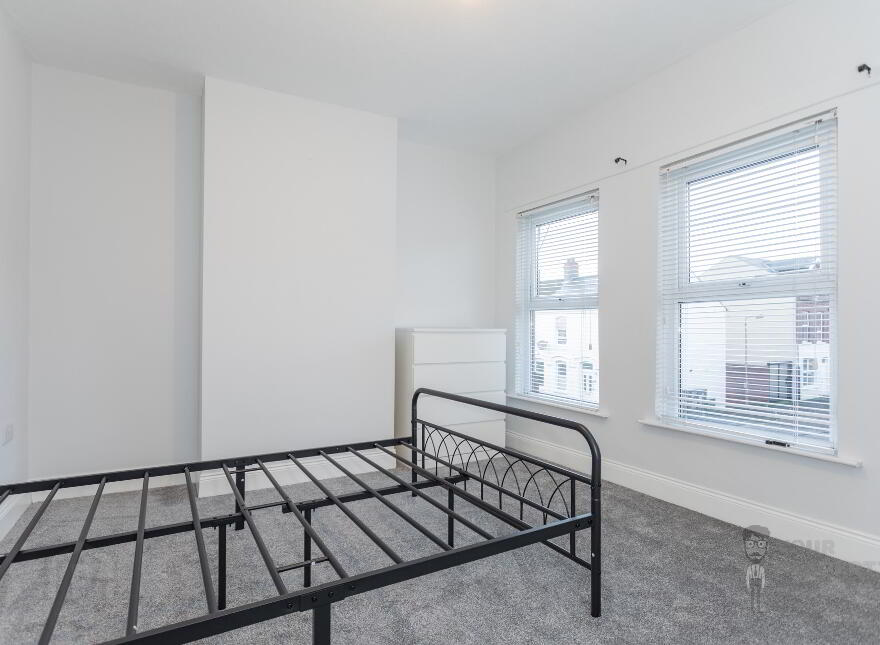 20 London Road, Belfast, BT6 8EY