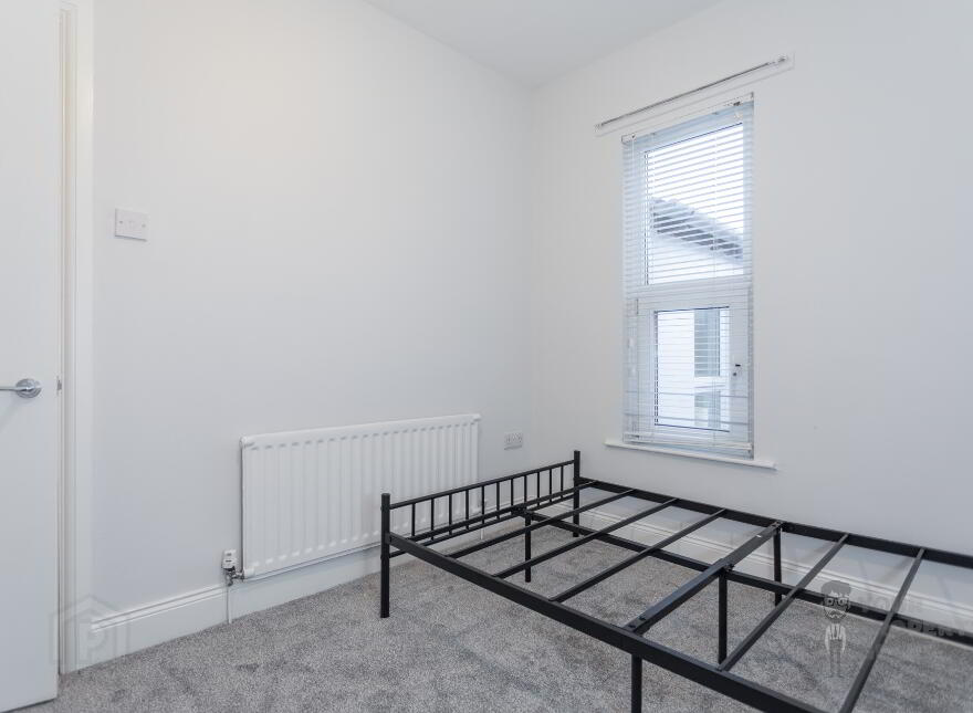 20 London Road, Belfast, BT6 8EY