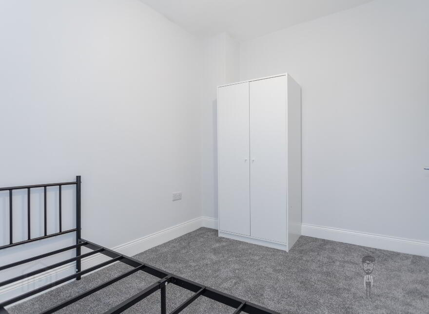 20 London Road, Belfast, BT6 8EY
