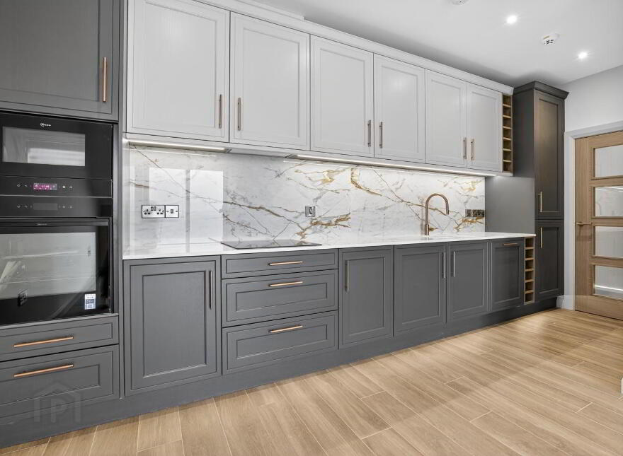 Penthouse Apartment, 17 The Promenade, Portstewart, BT55 7AH