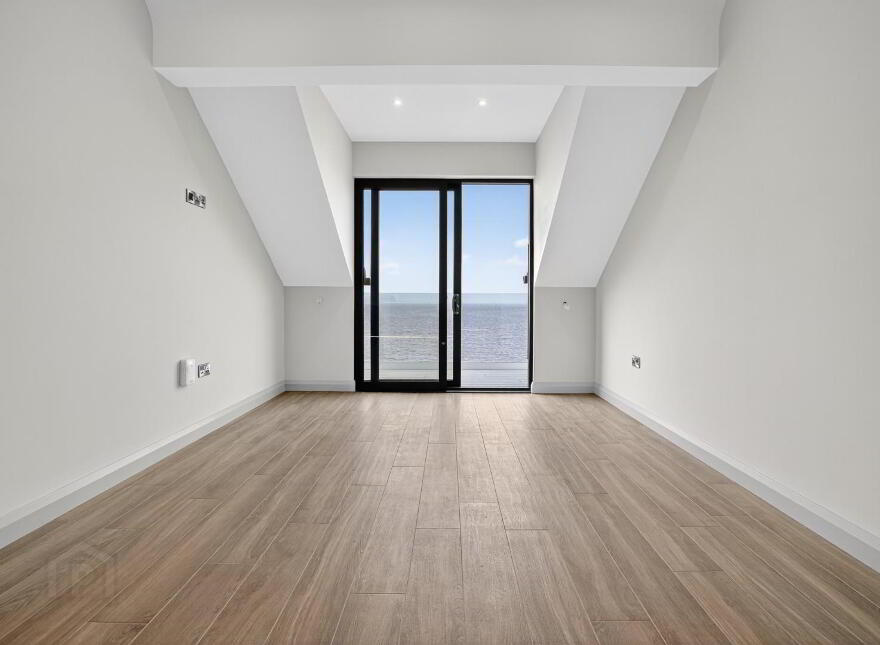 Penthouse Apartment, 17 The Promenade, Portstewart, BT55 7AH