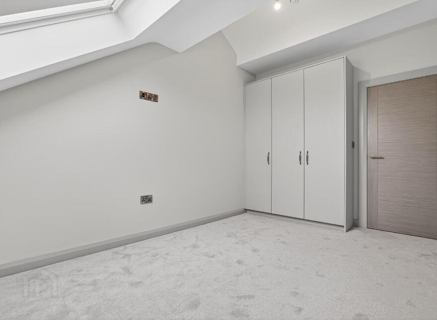 Penthouse Apartment, 17 The Promenade, Portstewart, BT55 7AH