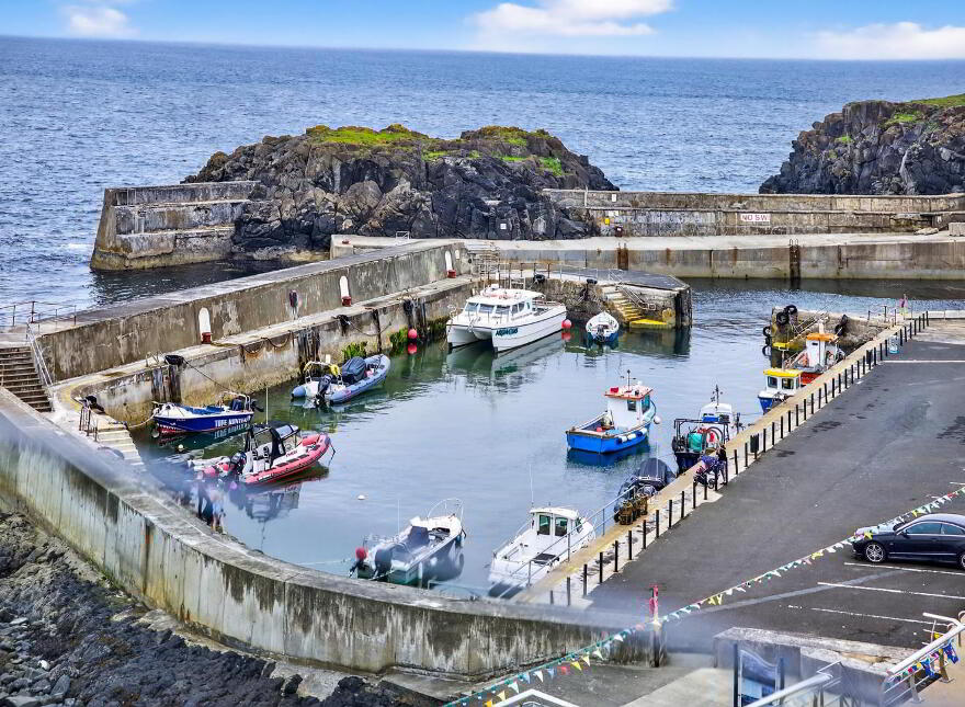 Penthouse Apartment, 17 The Promenade, Portstewart, BT55 7AH