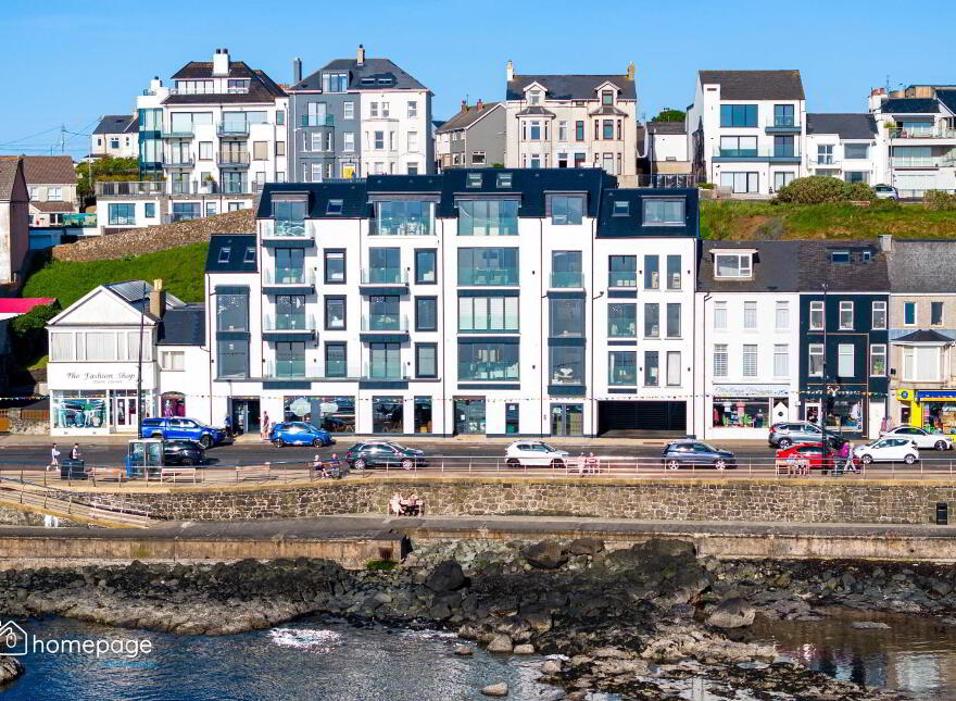 Penthouse Apartment, 17 The Promenade, Portstewart, BT55 7AH