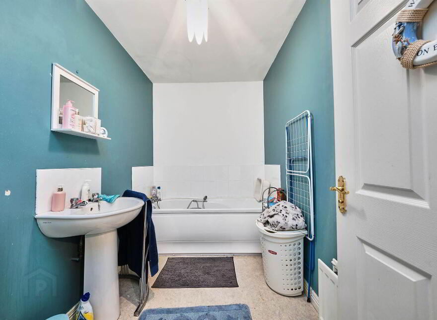 4 Circular Road Mews, Coleraine, BT52 1GU