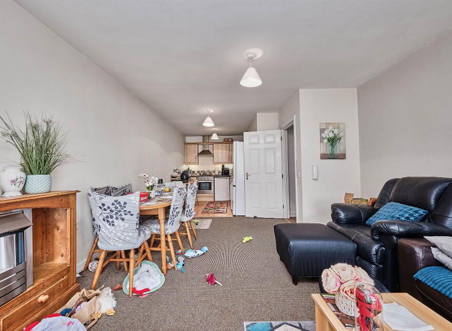 4 Circular Road Mews, Coleraine, BT52 1GU