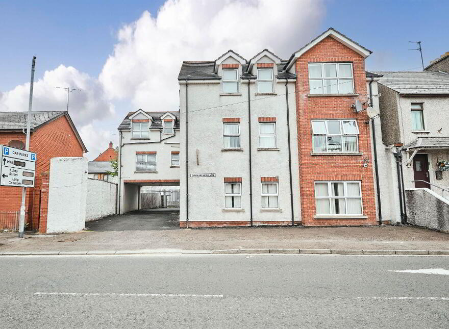 4 Circular Road Mews, Coleraine, BT52 1GU