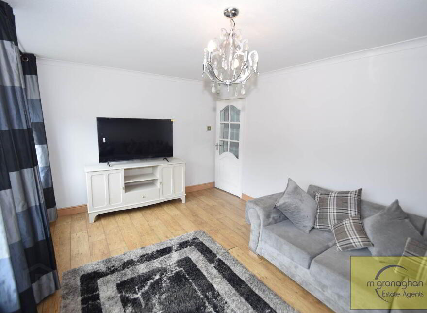 9 Glasvey Park, Twinbrook, Belfast, BT17 0DB