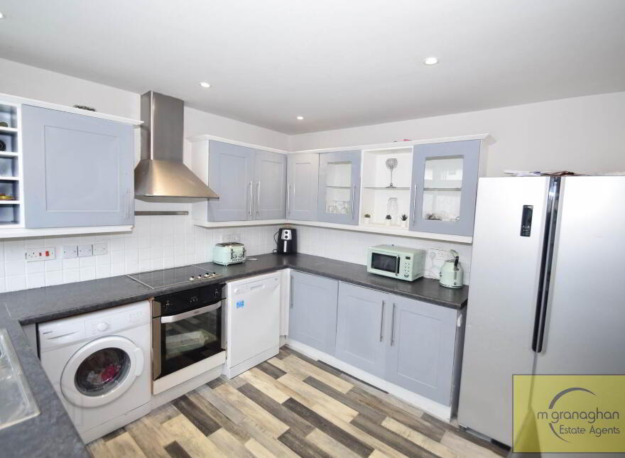 9 Glasvey Park, Twinbrook, Belfast, BT17 0DB