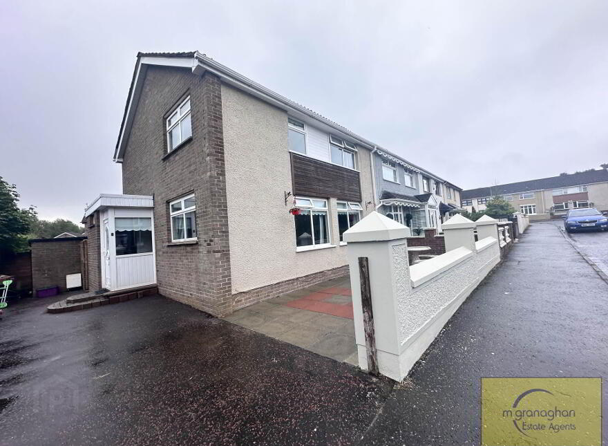 9 Glasvey Park, Twinbrook, Belfast, BT17 0DB