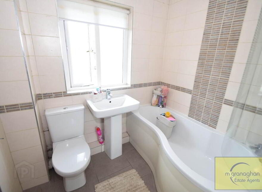 9 Glasvey Park, Twinbrook, Belfast, BT17 0DB
