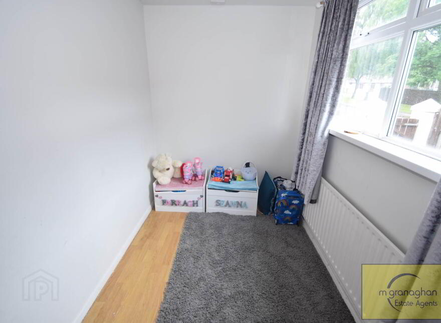 9 Glasvey Park, Twinbrook, Belfast, BT17 0DB