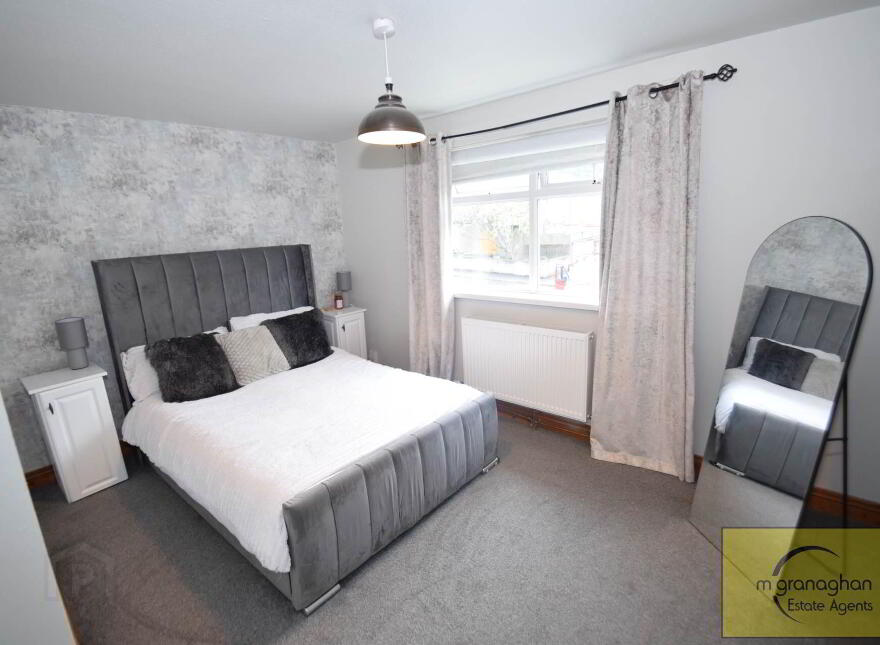 9 Glasvey Park, Twinbrook, Belfast, BT17 0DB