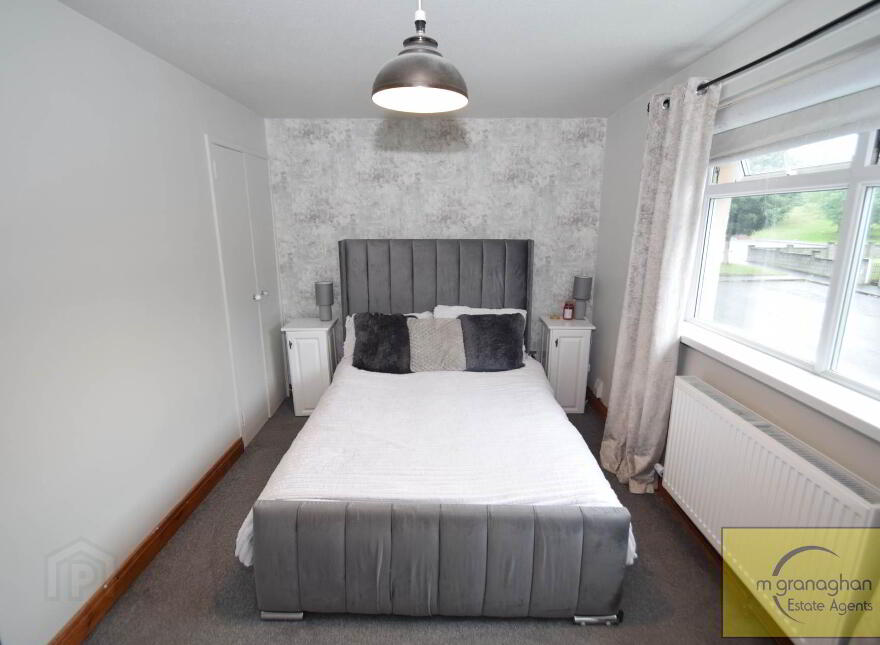 9 Glasvey Park, Twinbrook, Belfast, BT17 0DB