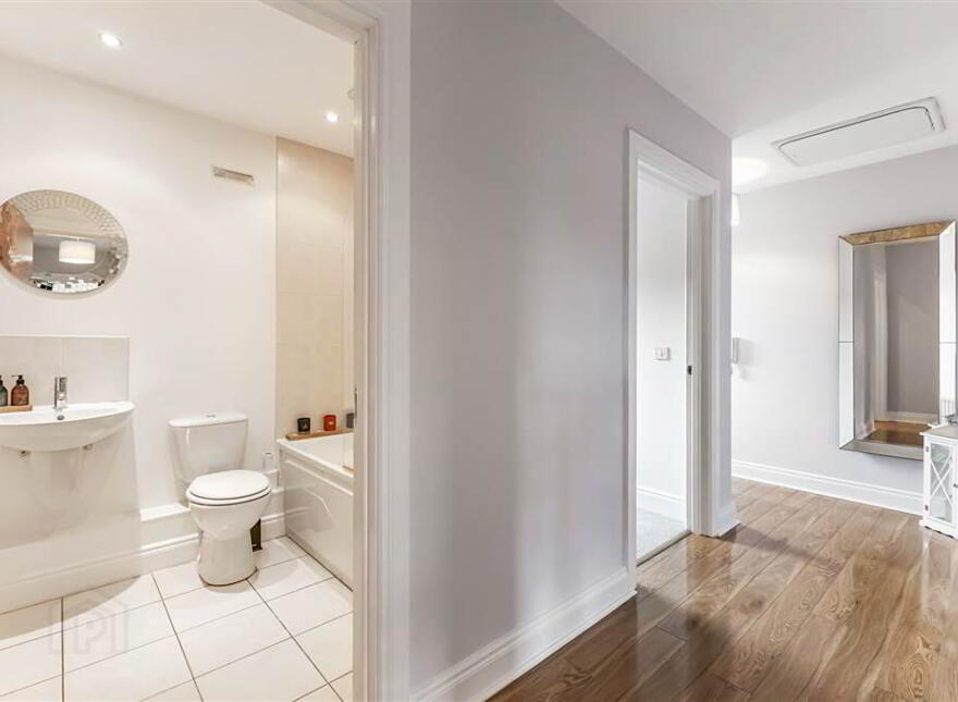Apt 34, 2 Annadale Square, Belfast, BT7 3LT