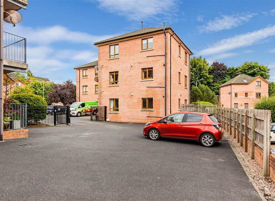 Apt 34, 2 Annadale Square, Belfast, BT7 3LT