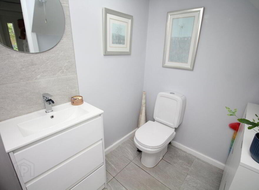 12 Meadowbank, Carrickfergus, BT38 8GZ