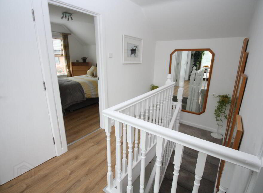 12 Meadowbank, Carrickfergus, BT38 8GZ