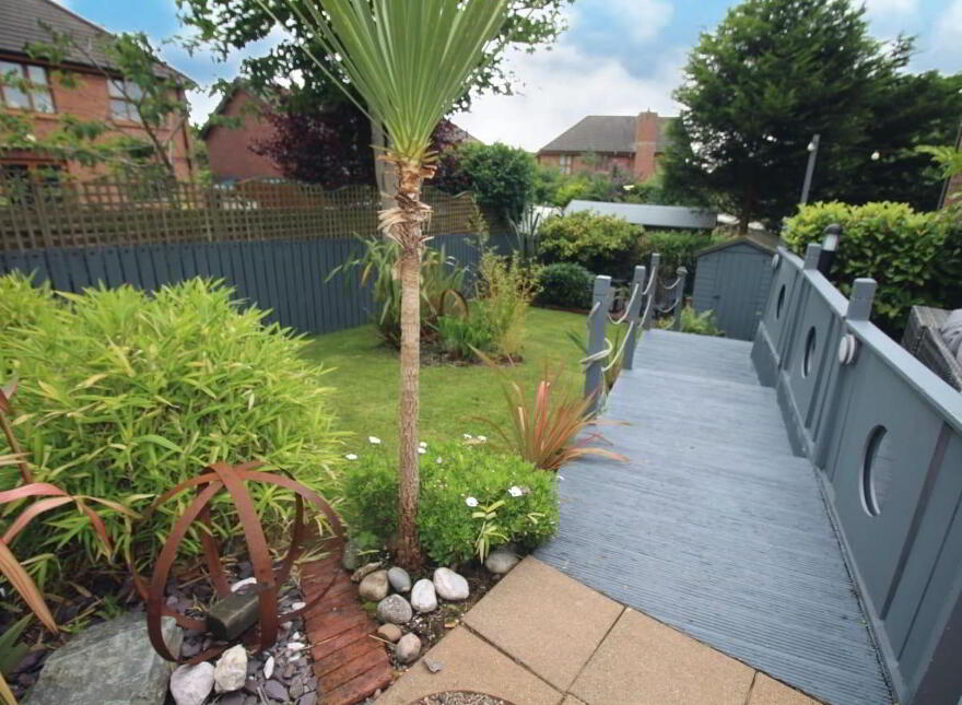 12 Meadowbank, Carrickfergus, BT38 8GZ