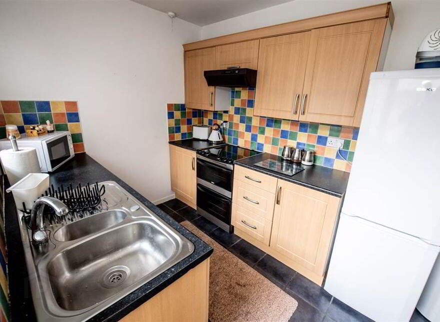 10 Strandburn Parade, Belfast, BT4 1LZ
