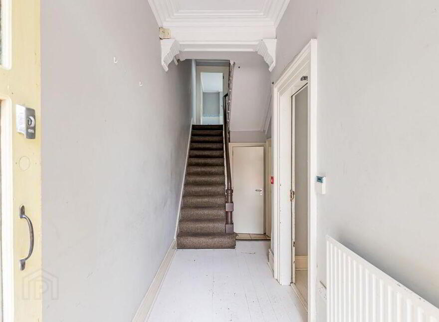 64 South Parade, Belfast, BT7 2GQ