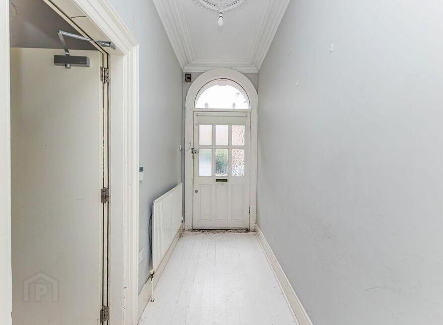 64 South Parade, Belfast, BT7 2GQ