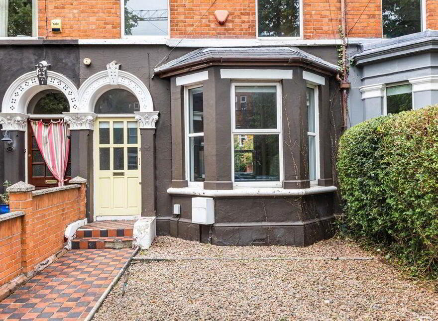 64 South Parade, Belfast, BT7 2GQ