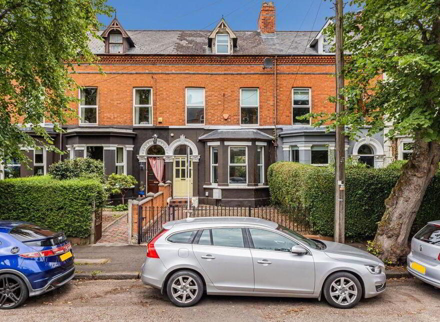 64 South Parade, Belfast, BT7 2GQ