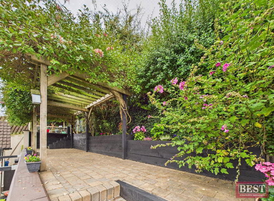 23 Brannock Close, Newry, BT35 8DF