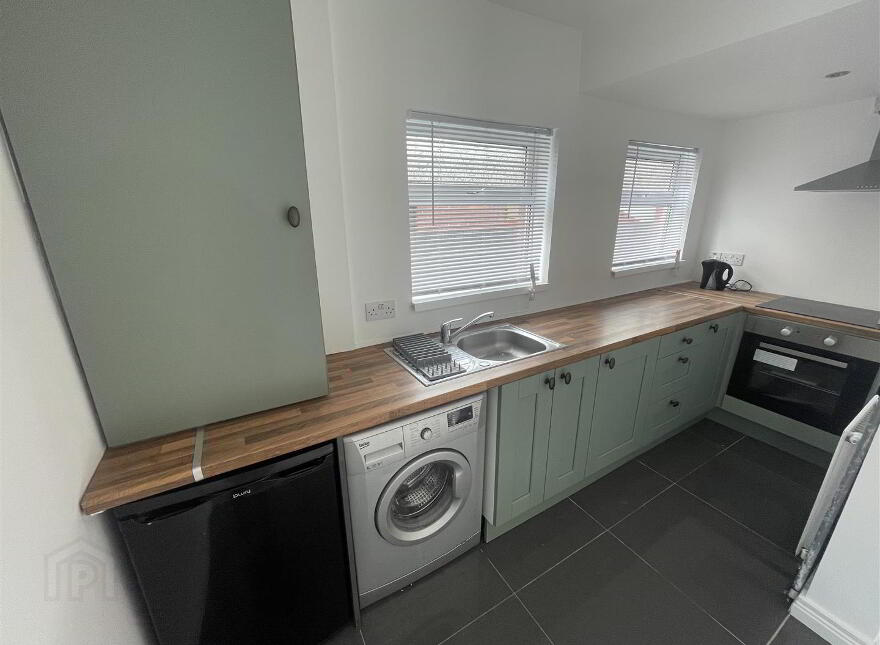 30 Andersonstown Park, Belfast, BT11 8FG