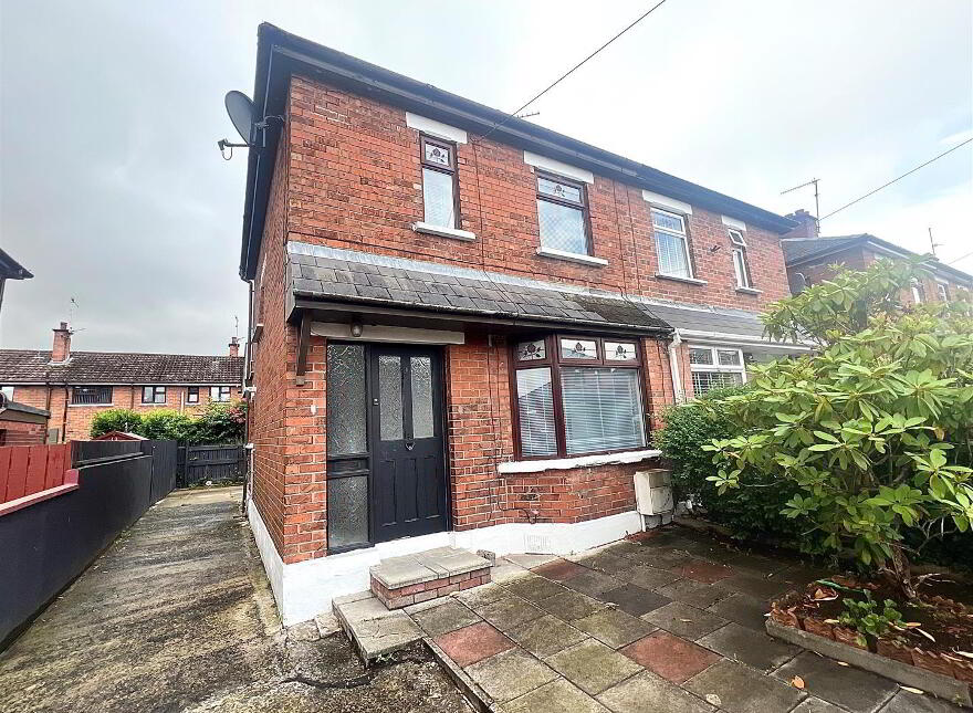 30 Andersonstown Park, Belfast, BT11 8FG
