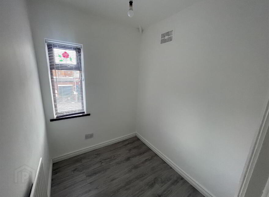 30 Andersonstown Park, Belfast, BT11 8FG