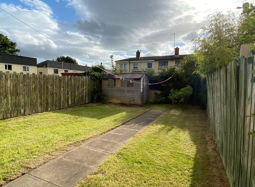 2 Sawel Place, Lisburn, BT28 1DS