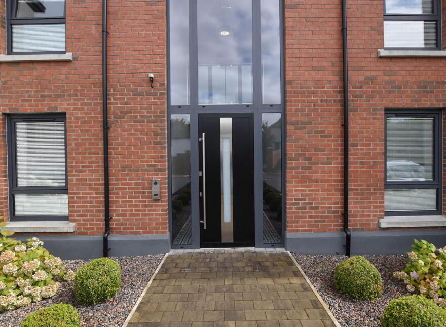 Apt 4 Contemporary First Floor Apartment, 7 Meeting Street, Moira, BT67 0NR