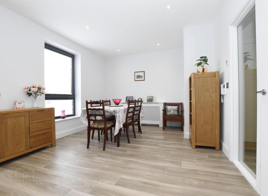 Apt 4 Contemporary First Floor Apartment, 7 Meeting Street, Moira, BT67 0NR