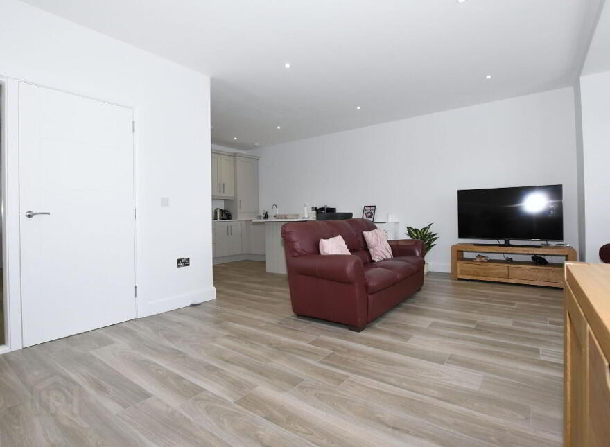 Apt 4 Contemporary First Floor Apartment, 7 Meeting Street, Moira, BT67 0NR