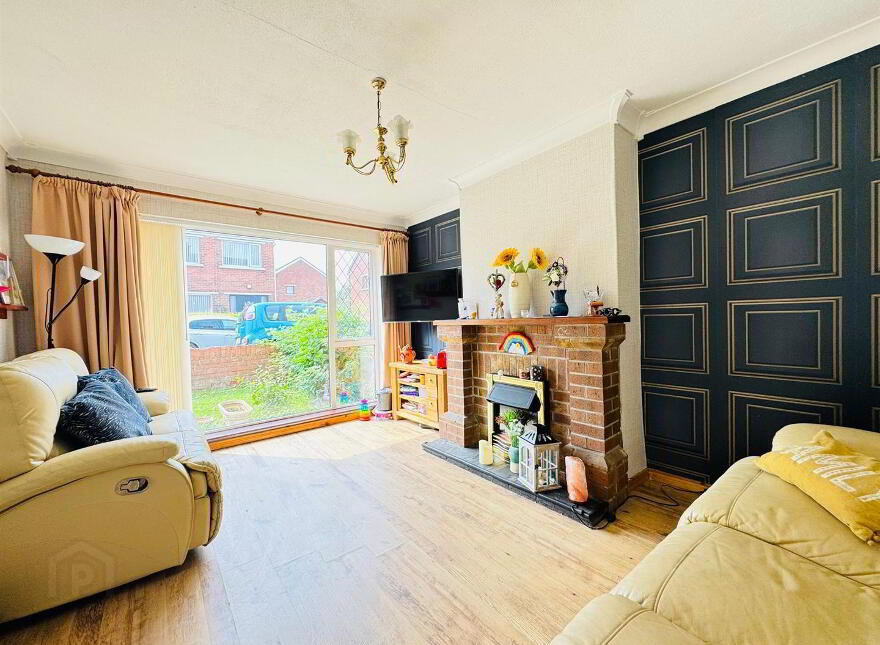 28 Sandyknowes Park, Glengormley, Newtownabbey, BT36 5DE