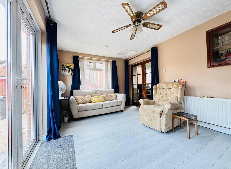 28 Sandyknowes Park, Glengormley, Newtownabbey, BT36 5DE
