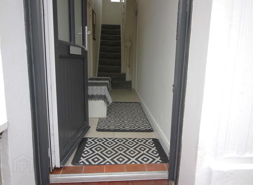 11 Lisburn Avenue, Belfast, BT9 7FX