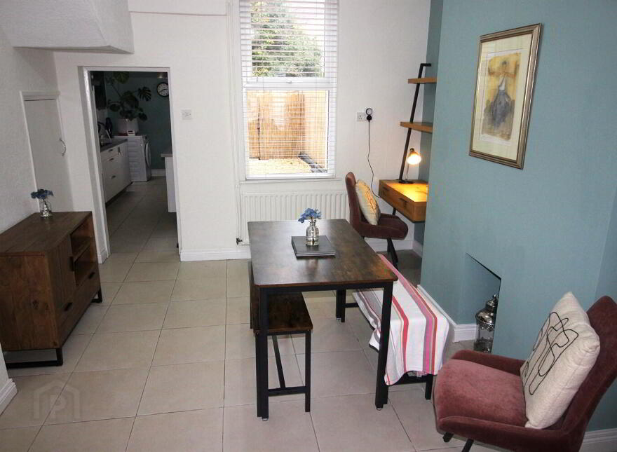 11 Lisburn Avenue, Belfast, BT9 7FX