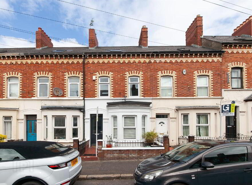 11 Lisburn Avenue, Belfast, BT9 7FX photo