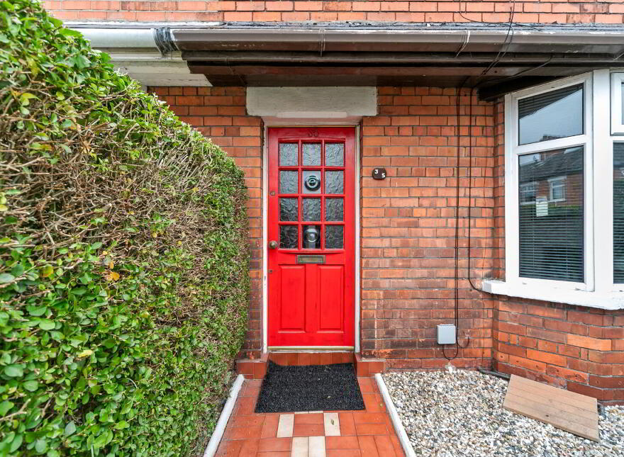 35 Devon Parade, Belfast, BT4 1LT